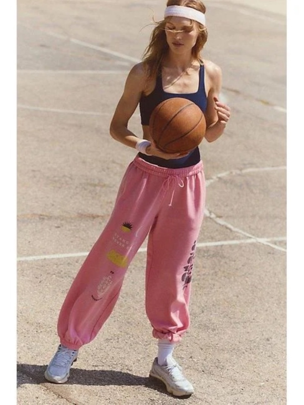 FP ALL STAR GRAPHIC PRINT PANTS
